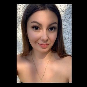 Meet your Posher, Ayslinn